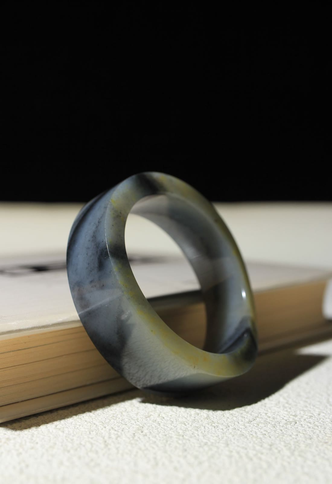 Qinghua Seed Jade Free-Form Bangle